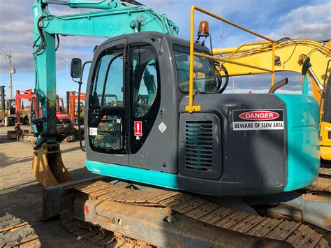 kobelco 135 excavator specs